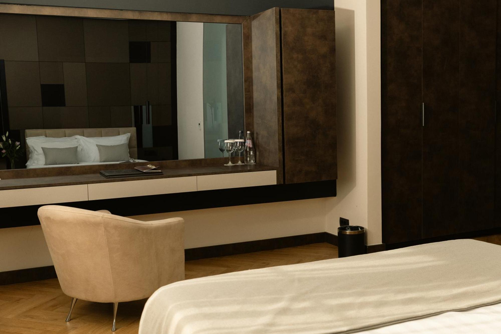 Lipjan Venus Hotel מראה חיצוני תמונה