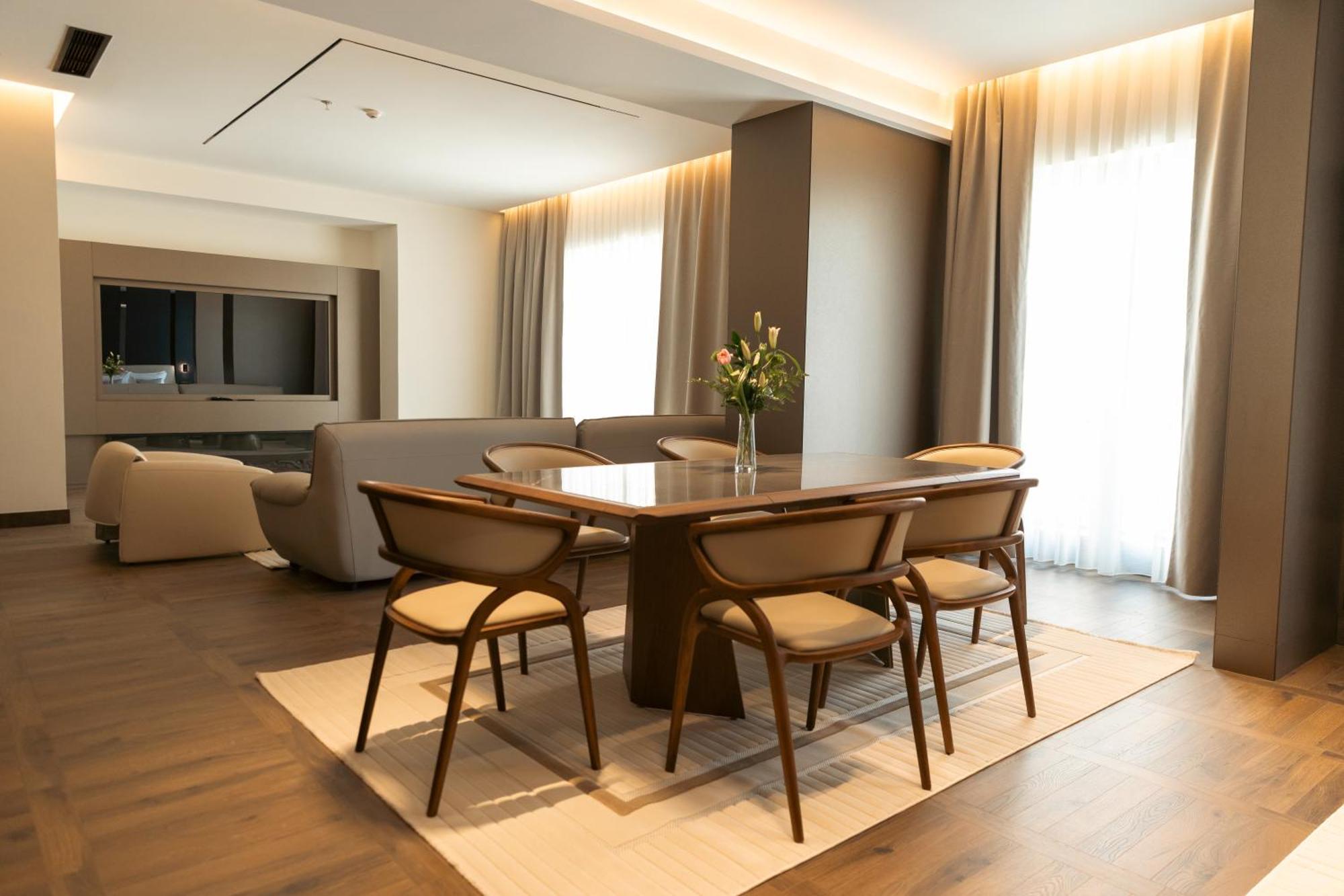 Lipjan Venus Hotel מראה חיצוני תמונה