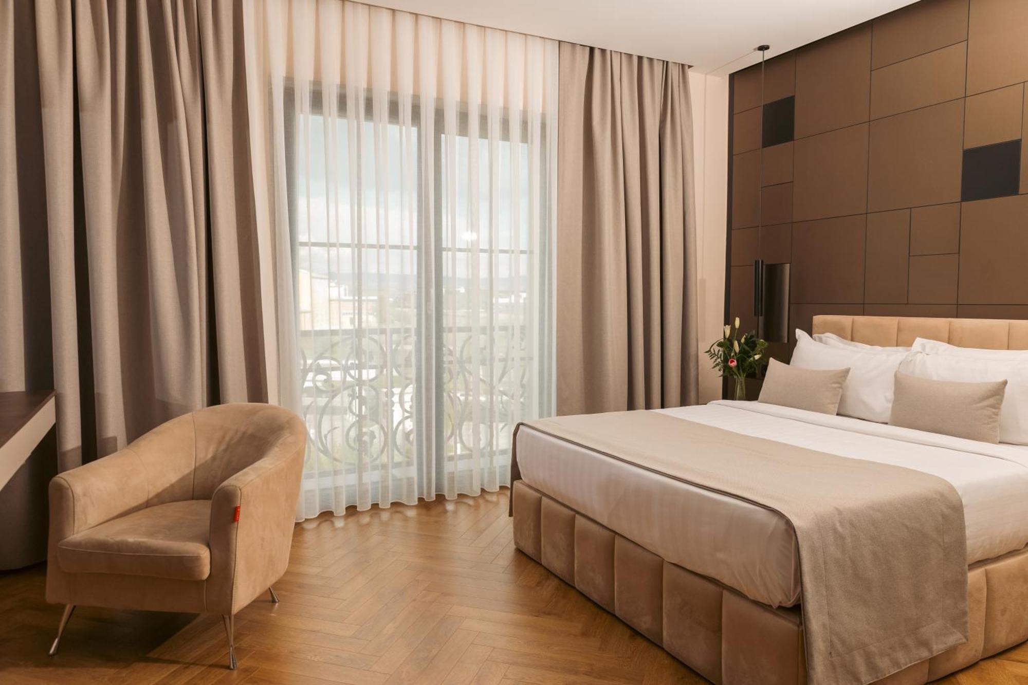Lipjan Venus Hotel מראה חיצוני תמונה
