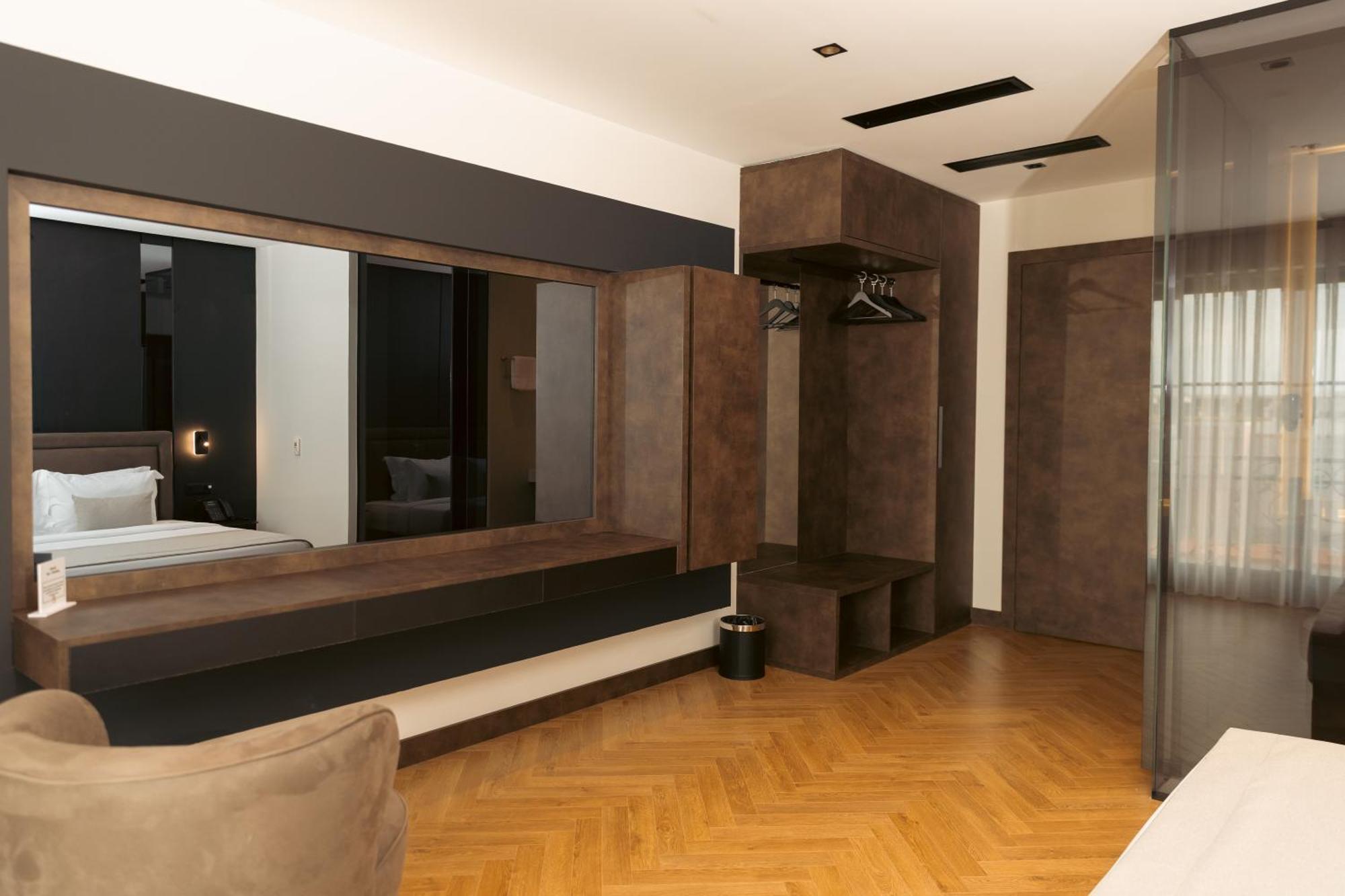 Lipjan Venus Hotel מראה חיצוני תמונה