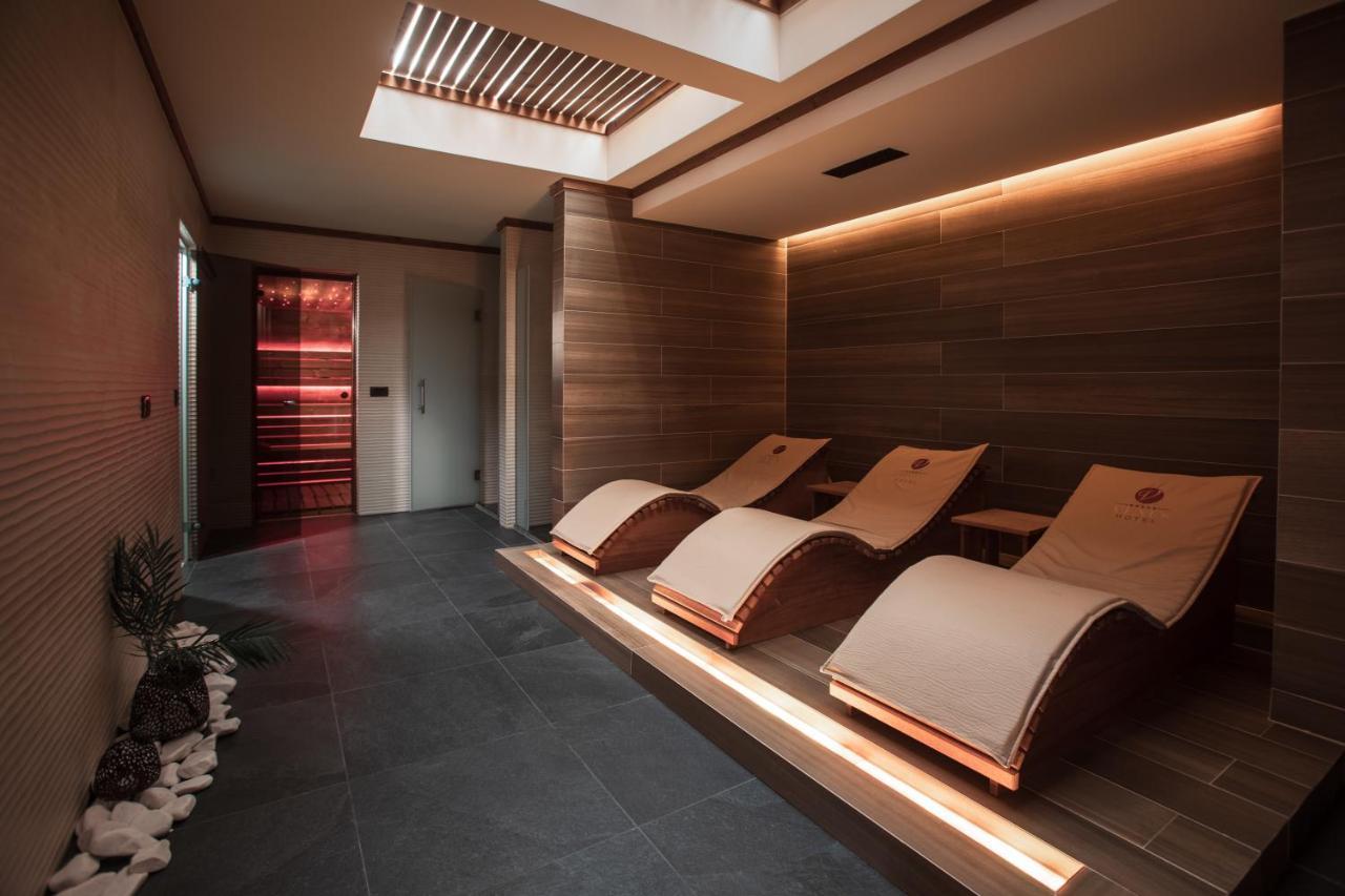 Lipjan Venus Hotel מראה חיצוני תמונה